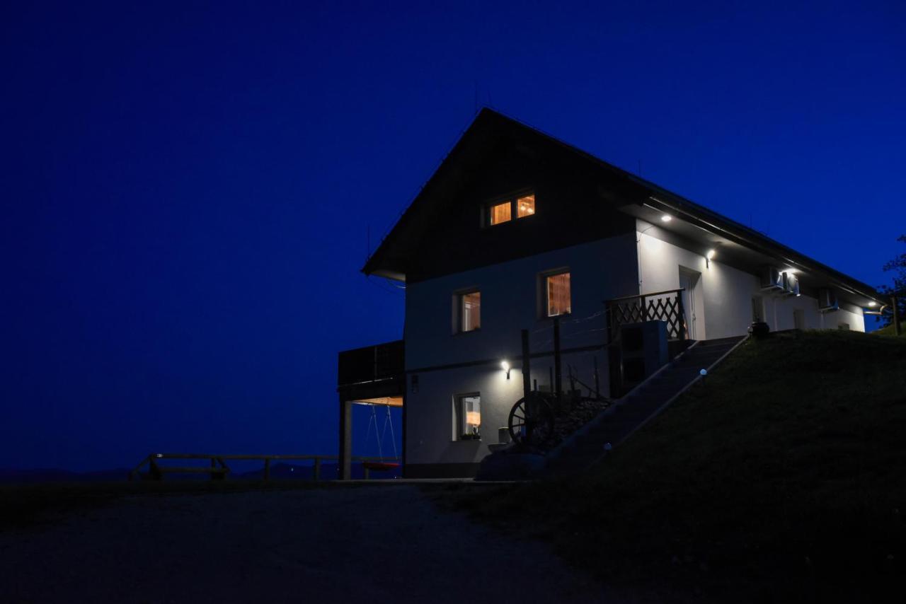Apartmaji Gracner Dramlje Bagian luar foto