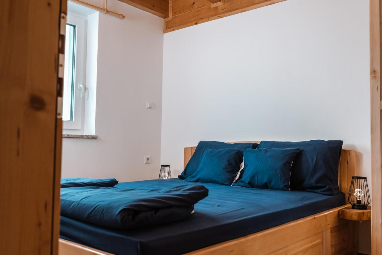 Apartmaji Gracner Dramlje Bagian luar foto