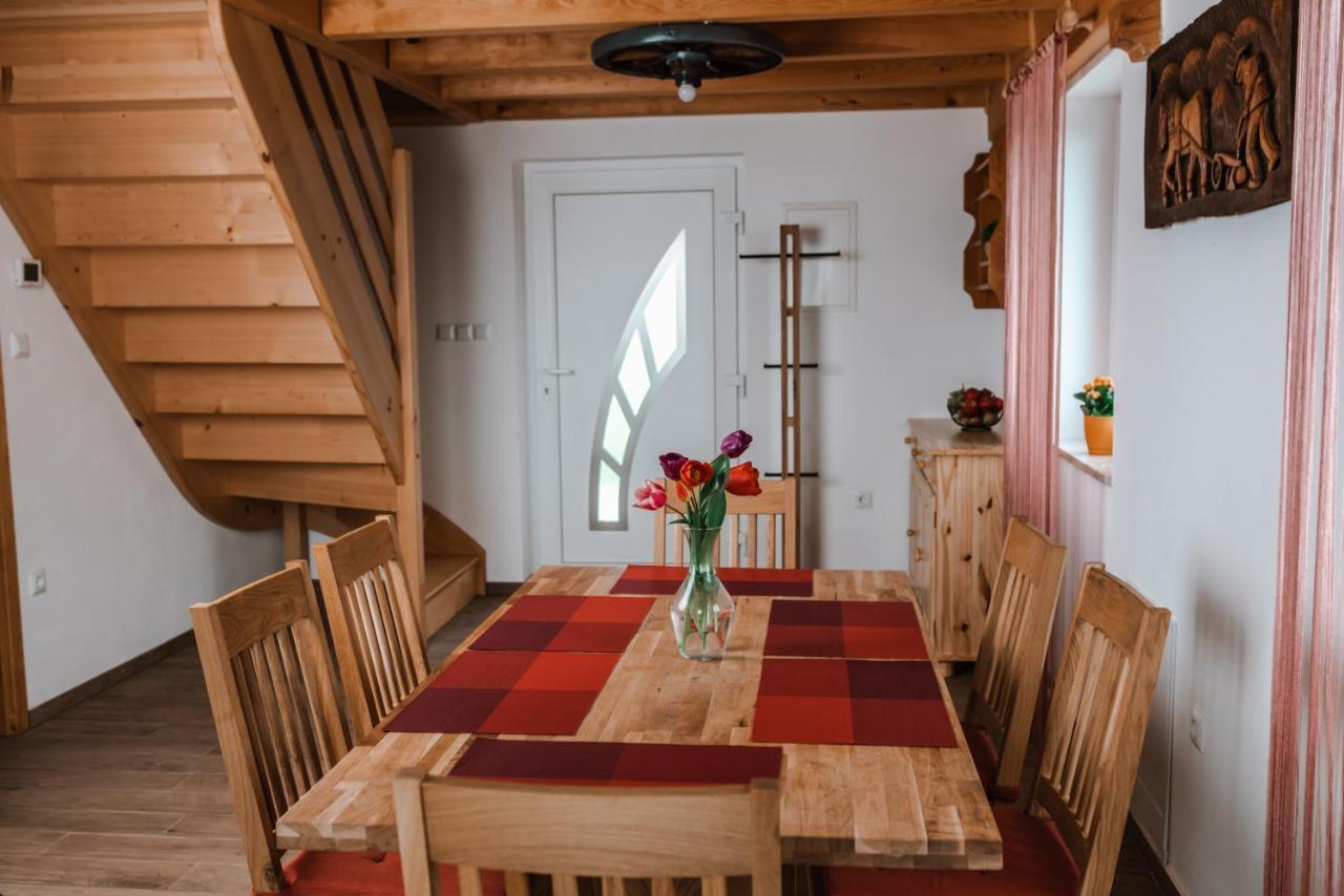 Apartmaji Gracner Dramlje Bagian luar foto